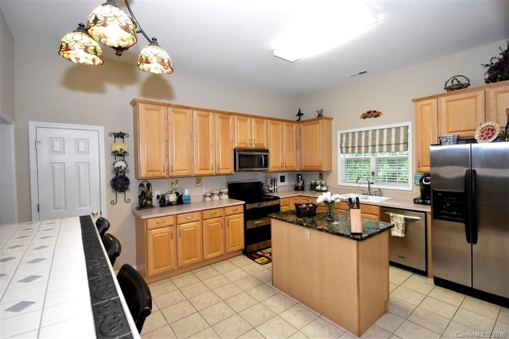 Grayrock Shoals - Residential