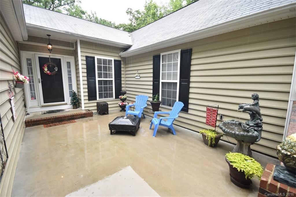 Grayrock Shoals - Residential