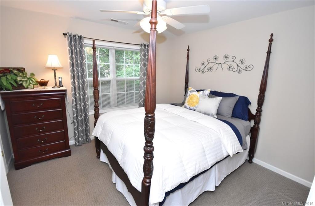 Grayrock Shoals - Residential