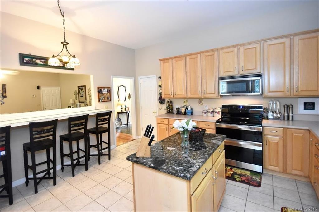 Grayrock Shoals - Residential