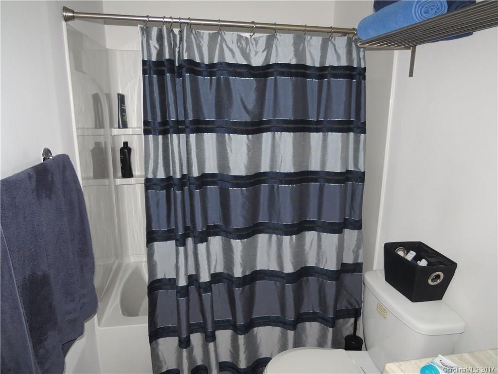 Parkway View - Residential Lease