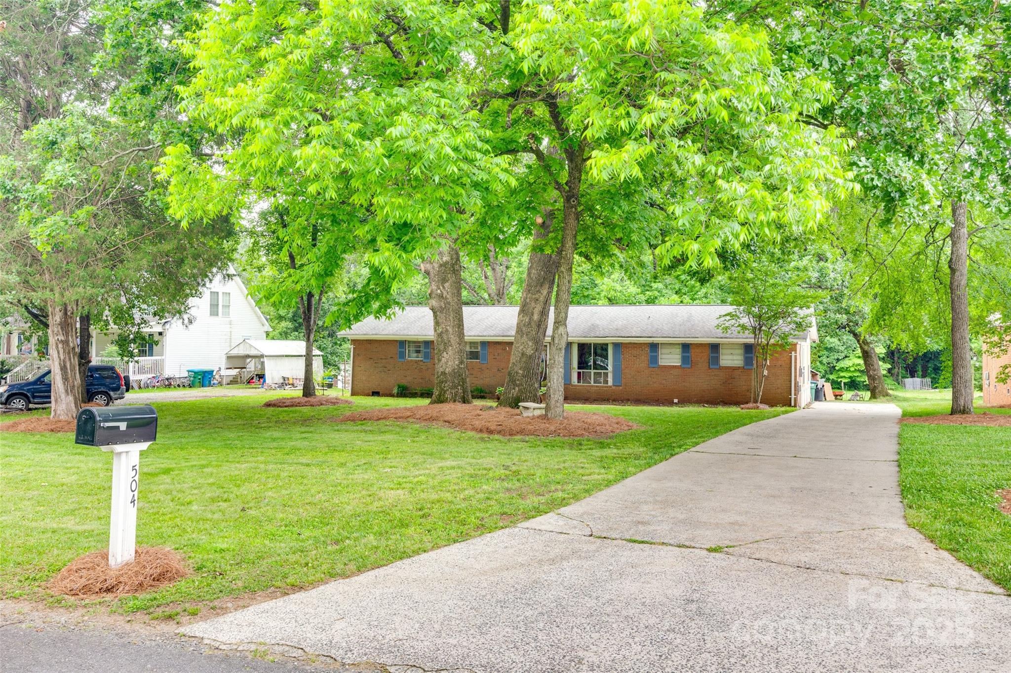 504 Amon Lane