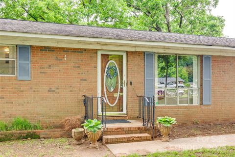 504 Amon Lane Pineville NC 28134