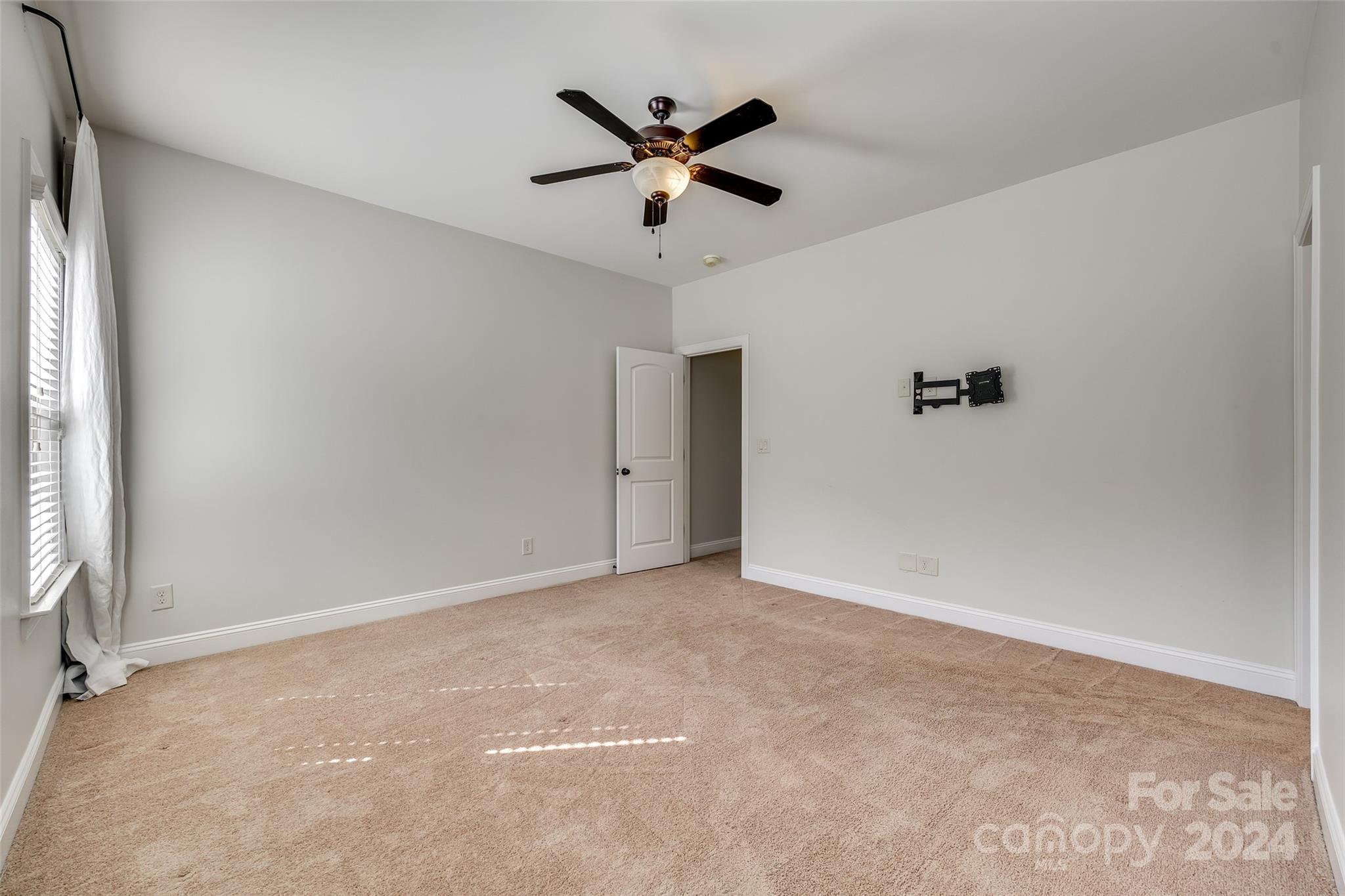 Barber Rock - Residential