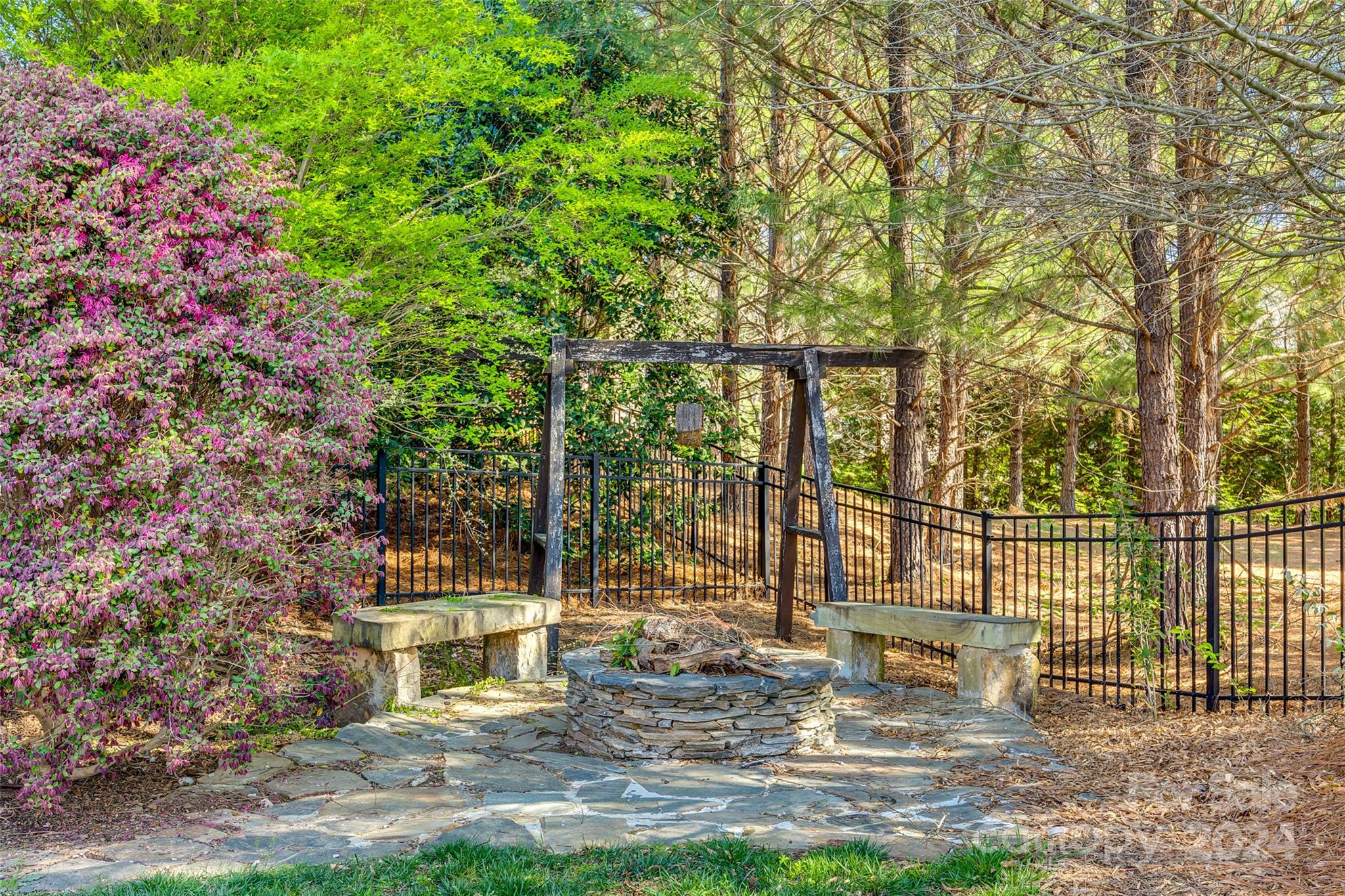 Barber Rock - Residential