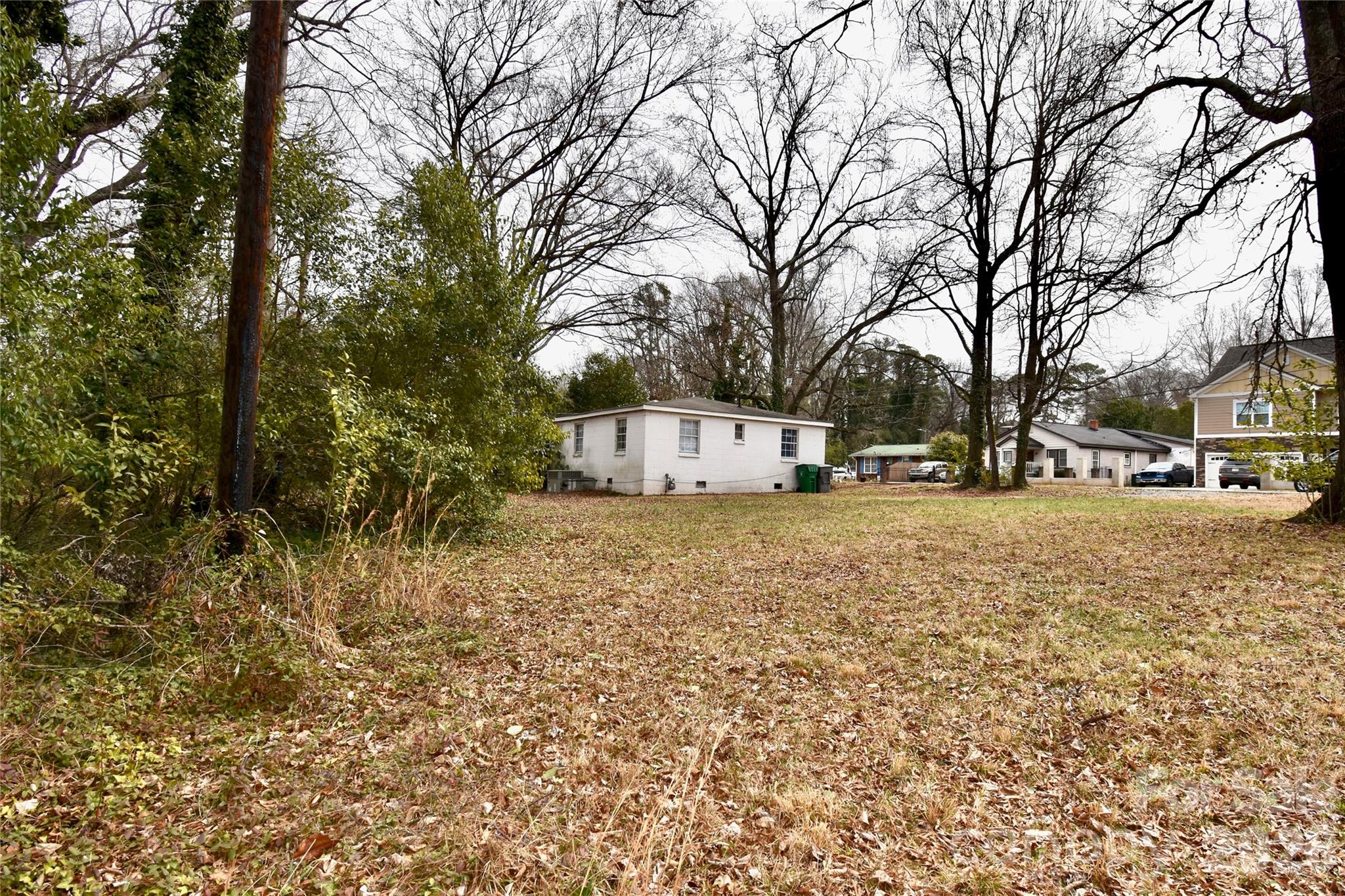 4117 Bearwood Avenue 7, 8