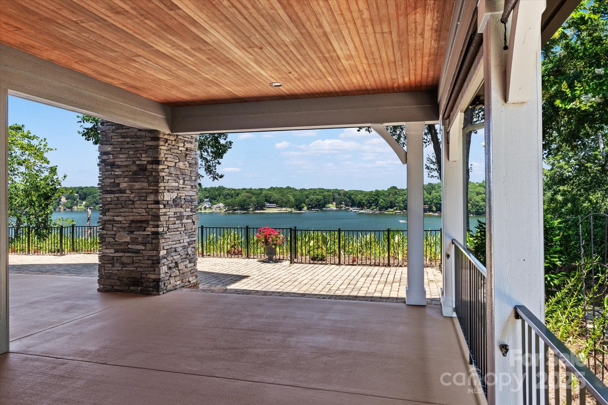 Astoria - Residential