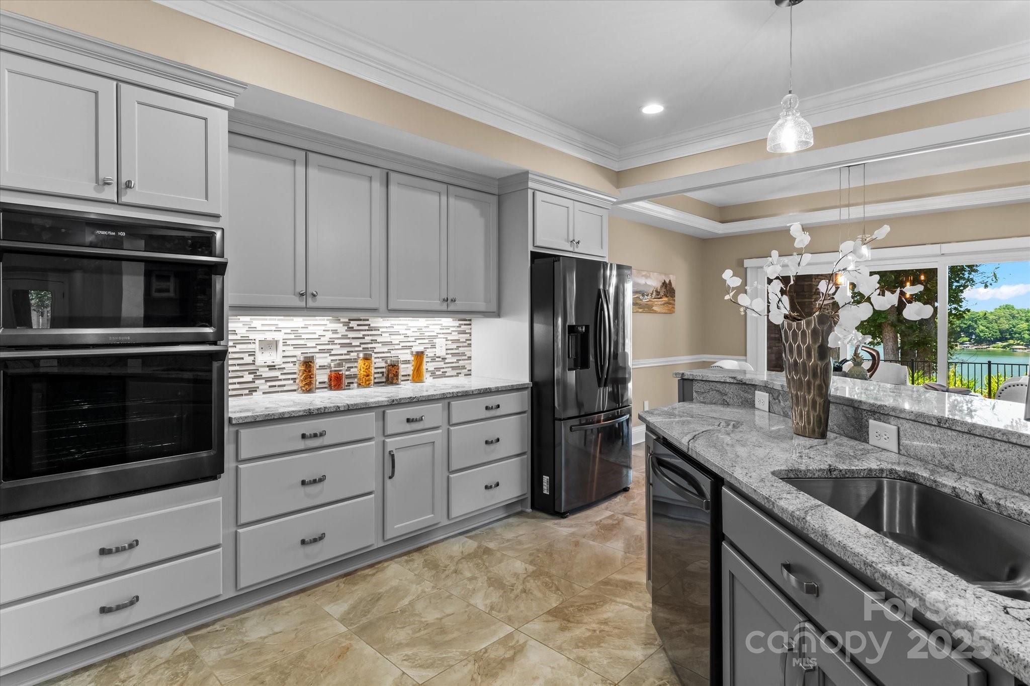 Astoria - Residential