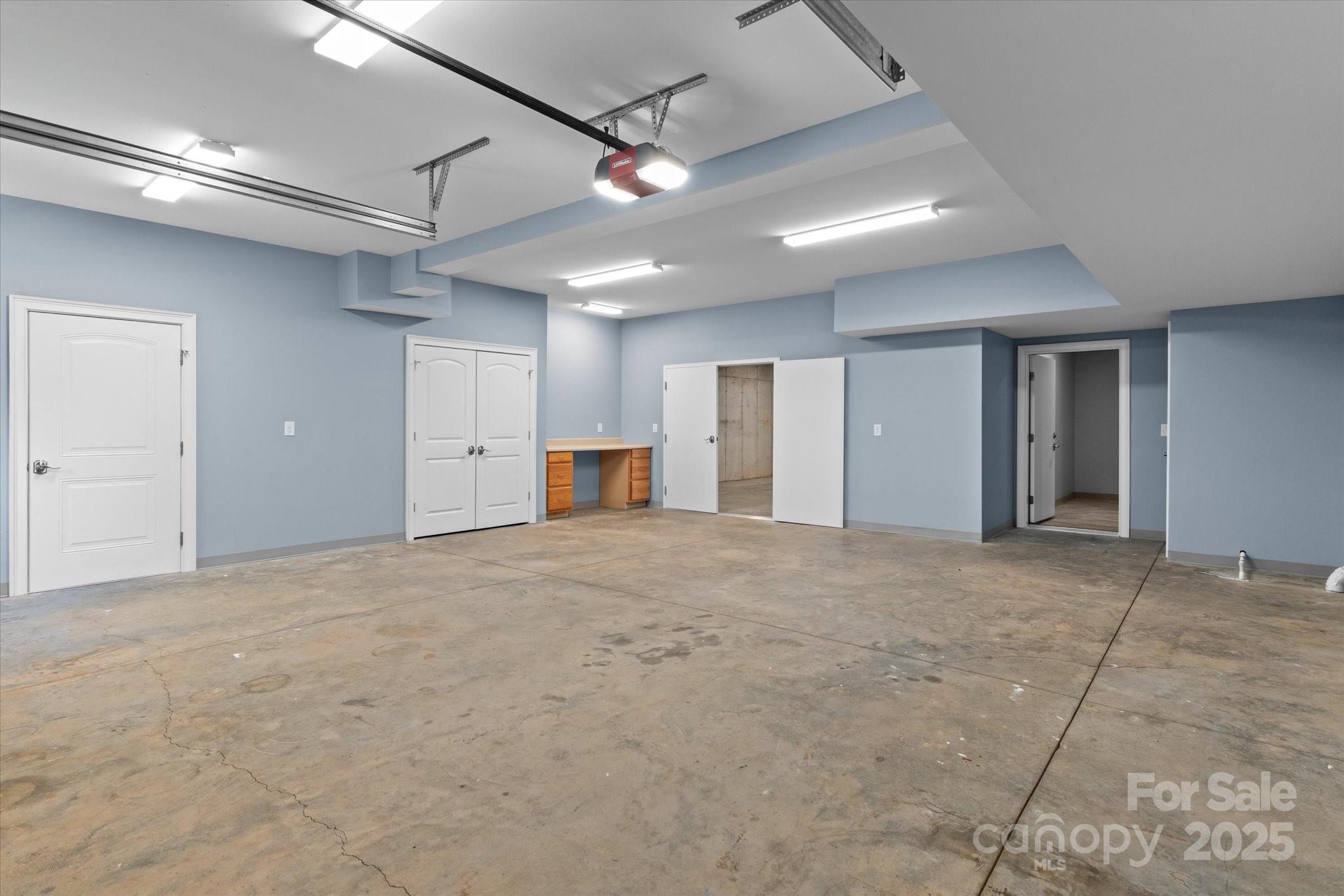 Astoria - Residential