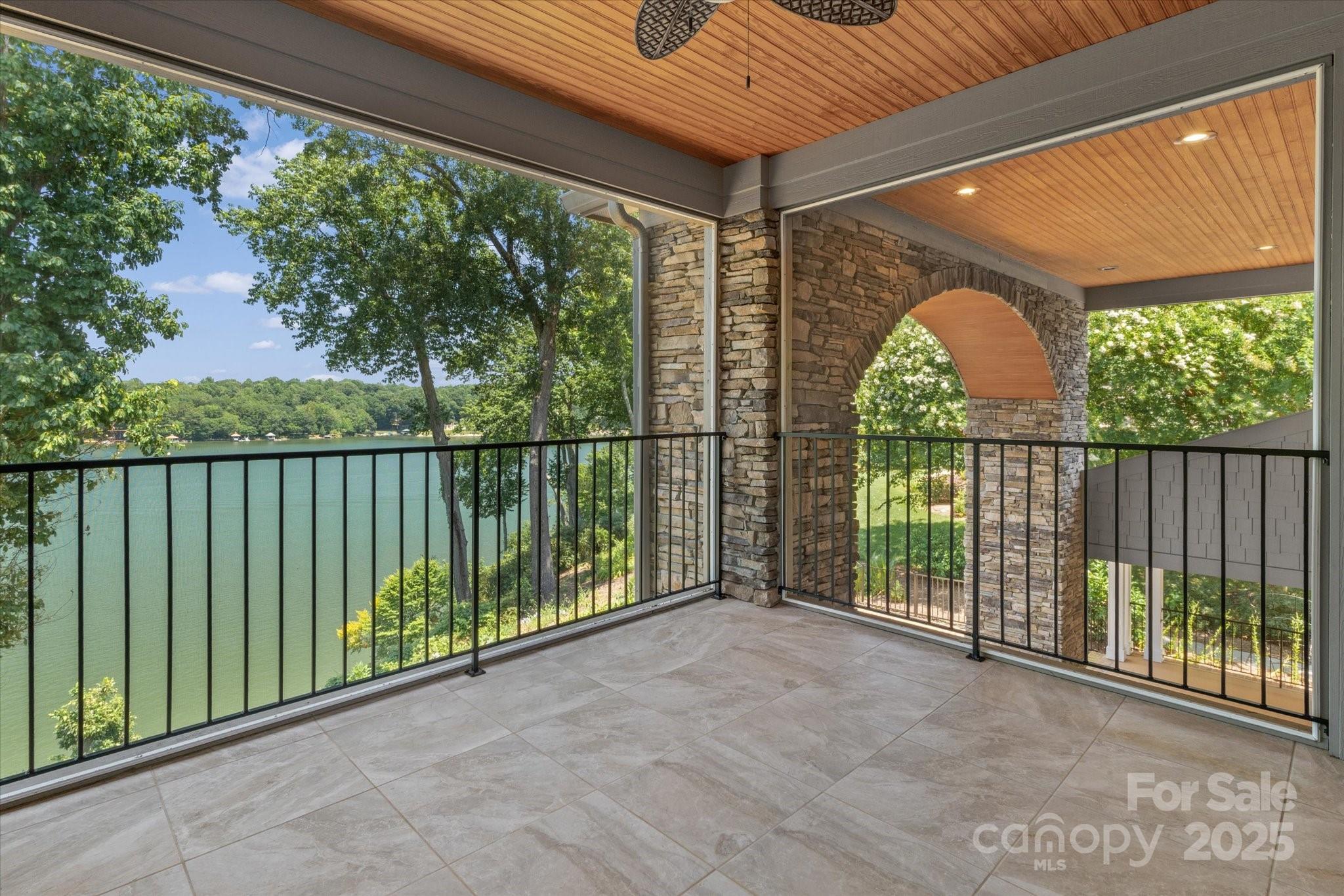 Astoria - Residential