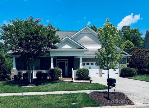 Photo of 12728 Meetinghouse Drive, Cornelius, NC 28031 (MLS # 4308422)