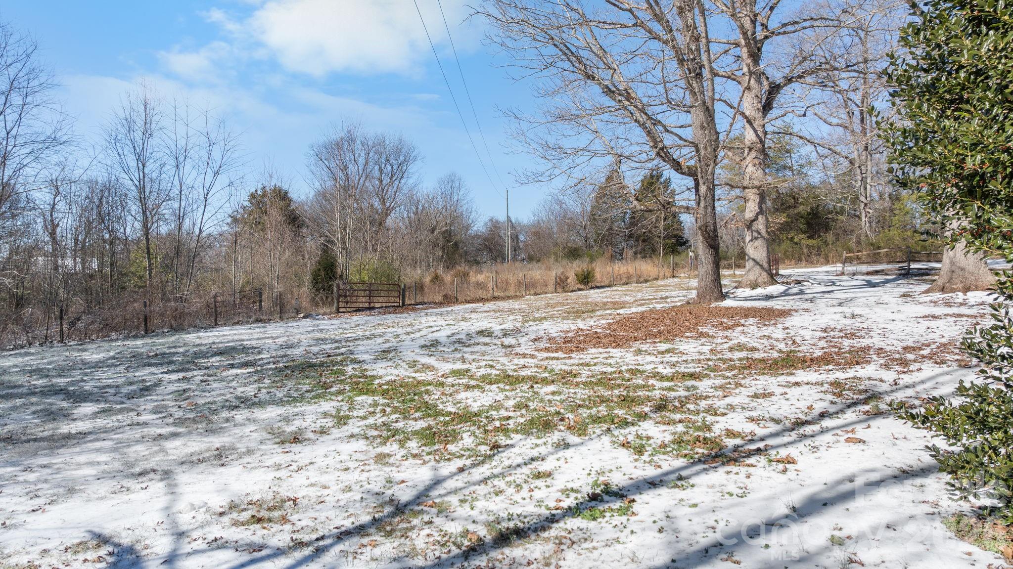 3012 Rocky Ford Road