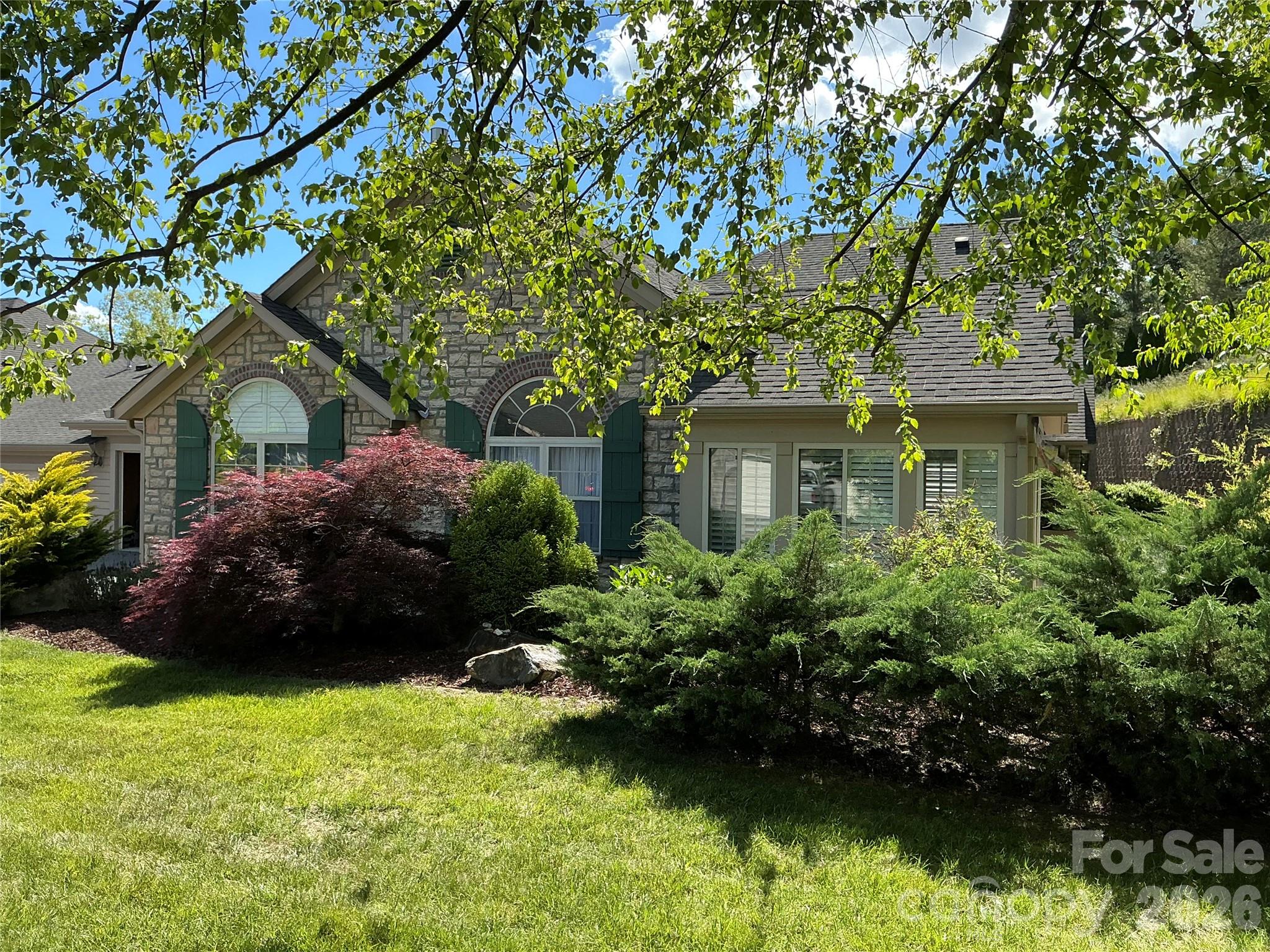 60 Mountain Meadow Circle E2