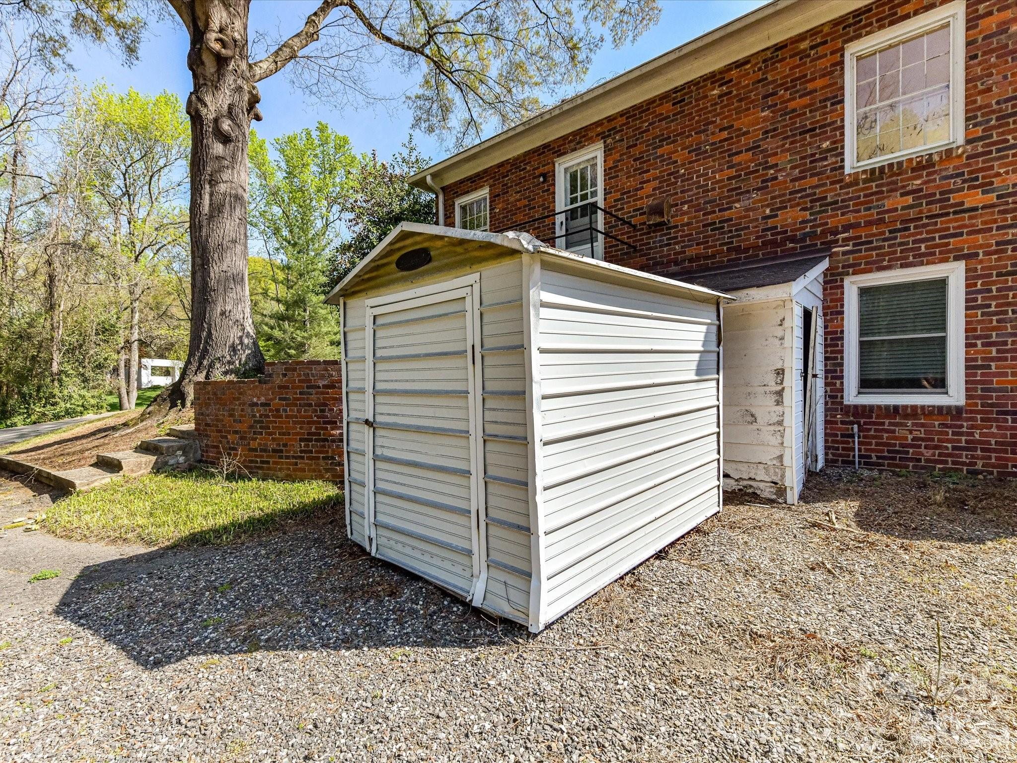 Thompson - Residential