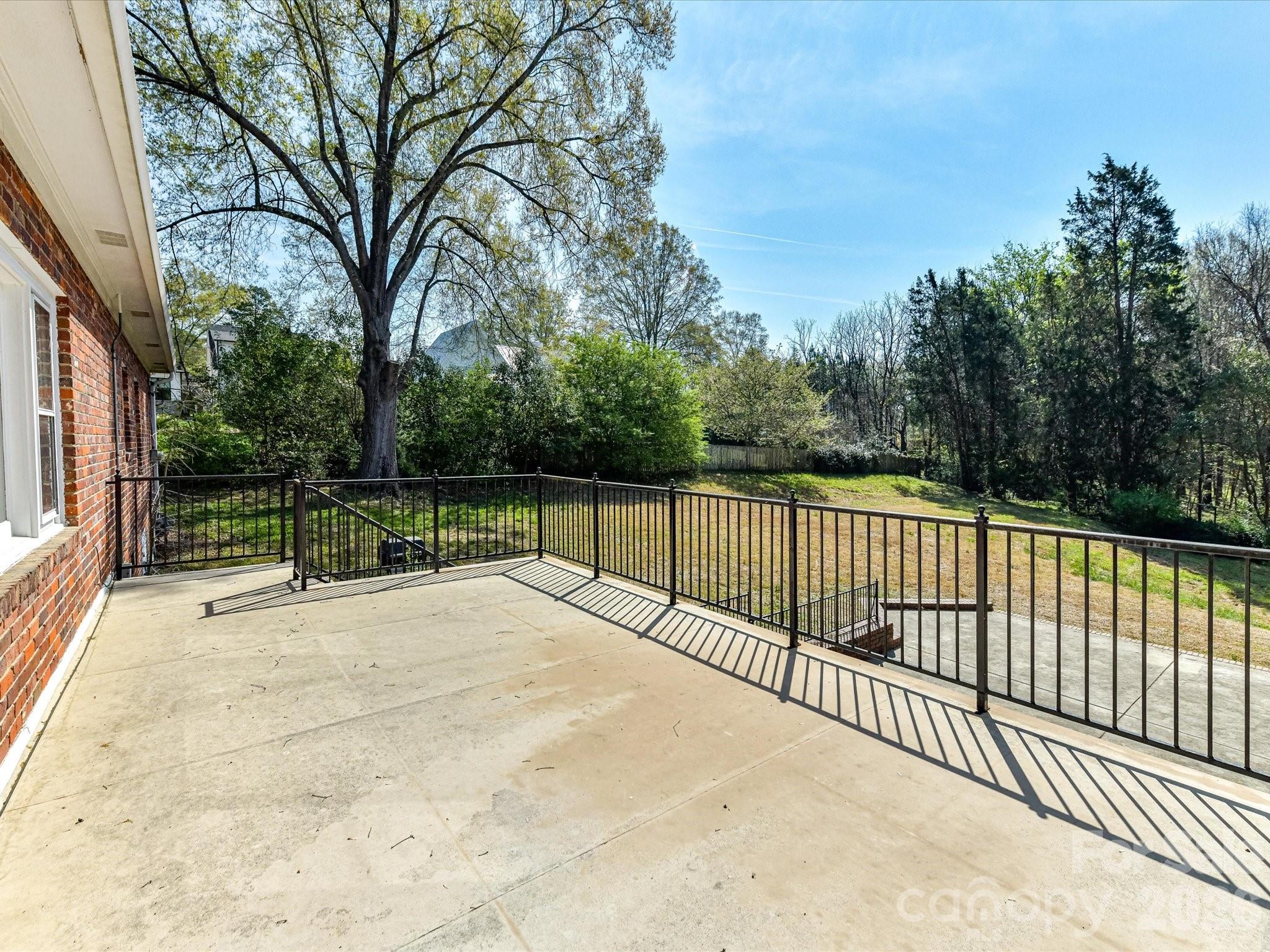 Thompson - Residential