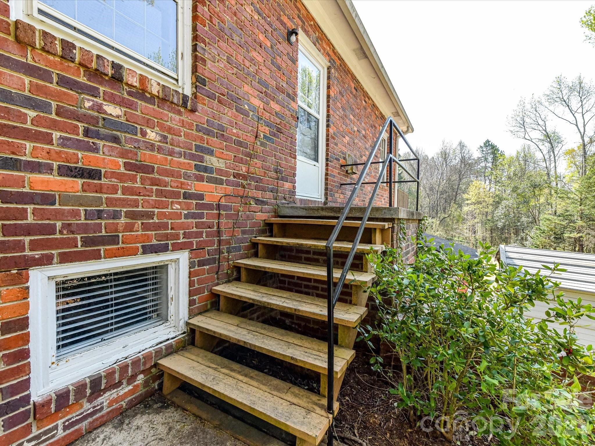 Thompson - Residential