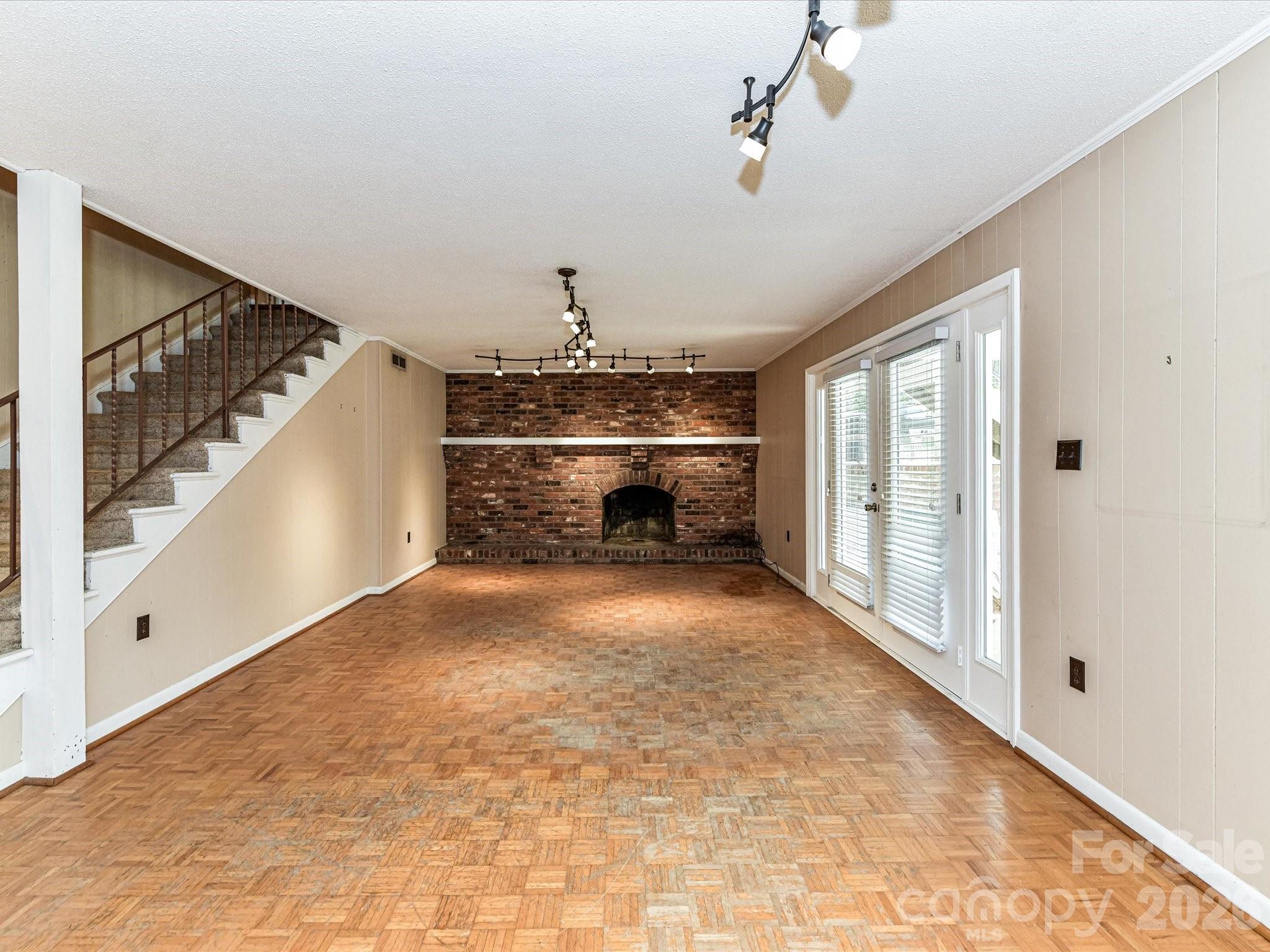 Thompson - Residential