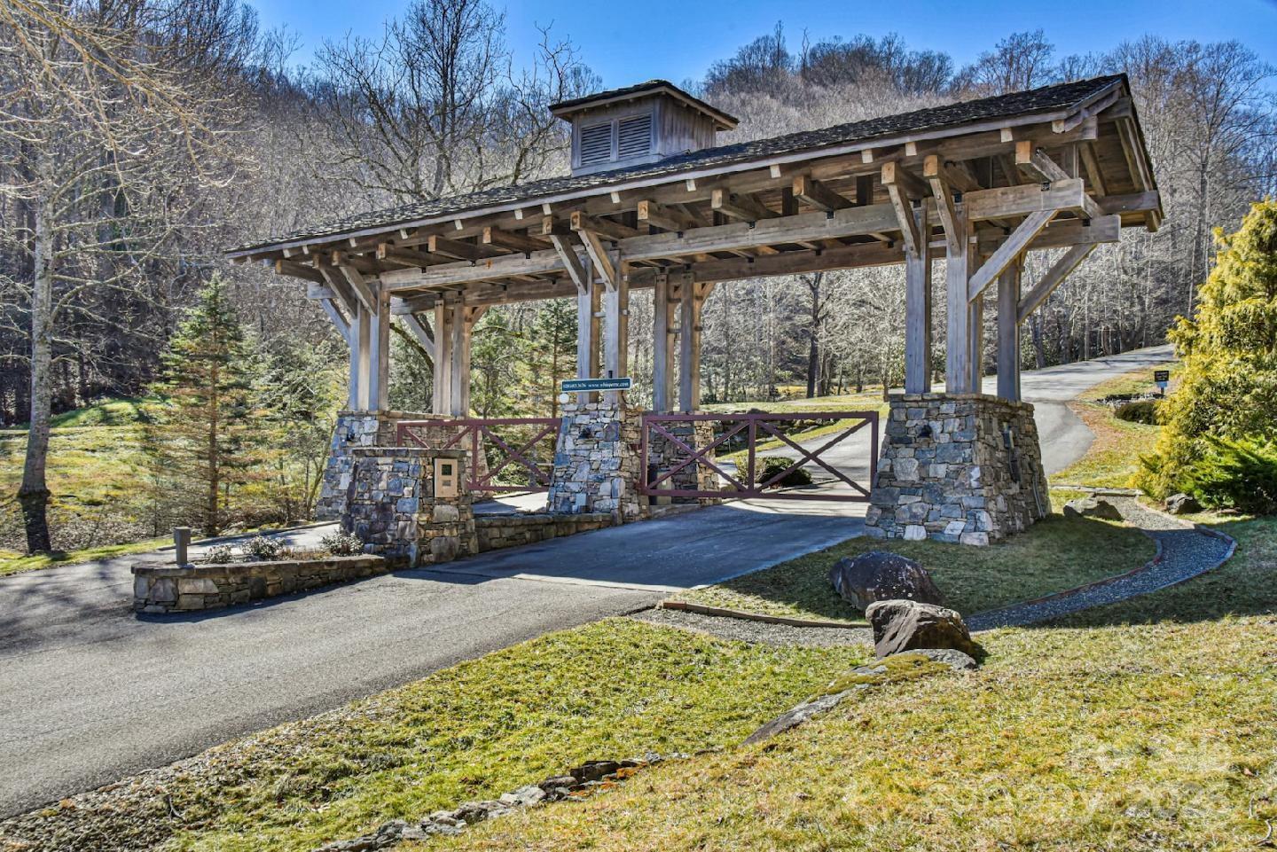 Whisper Mountain - Land