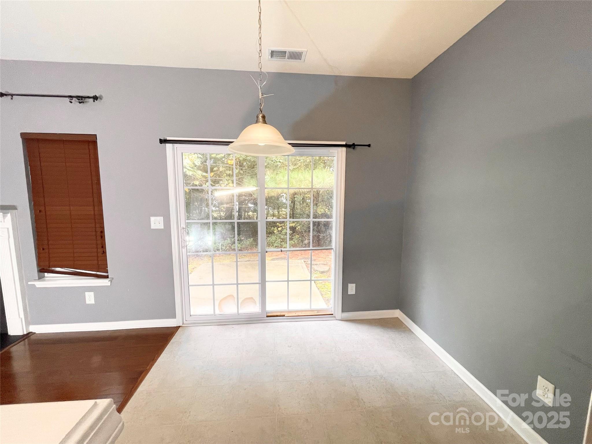 13769 Singleleaf Lane