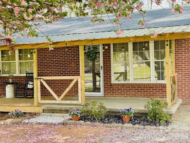 511 Sunbeam Farm Road