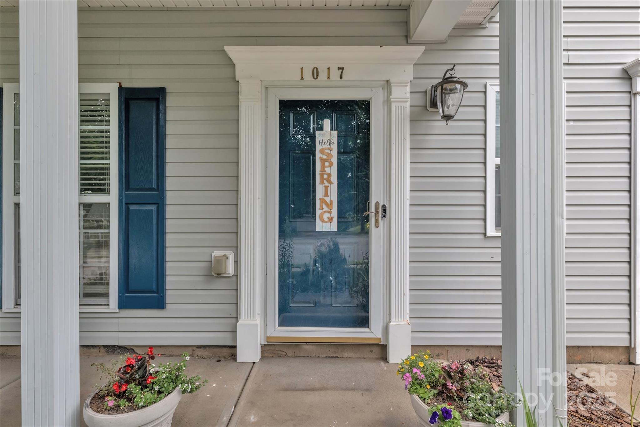 1017 Chalk Hill Lane
