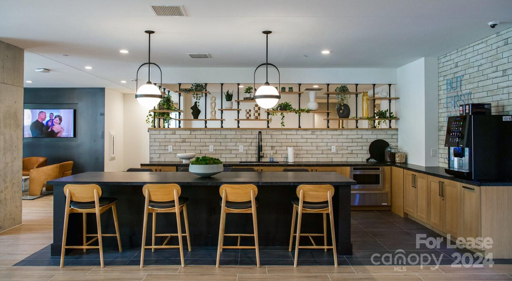Charlotte, North Carolina 28217, United States, 1 Bedroom Bedrooms, ,1 BathroomBathrooms,Residential,Active,40048