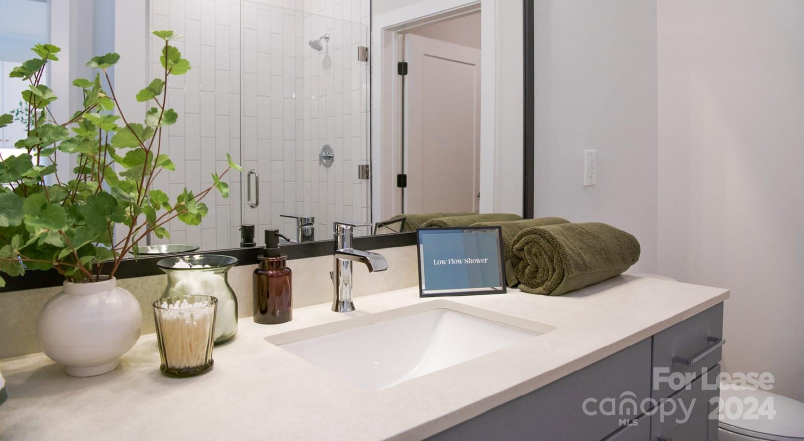 Charlotte, North Carolina 28217, United States, 1 Bedroom Bedrooms, ,1 BathroomBathrooms,Residential,Active,40048