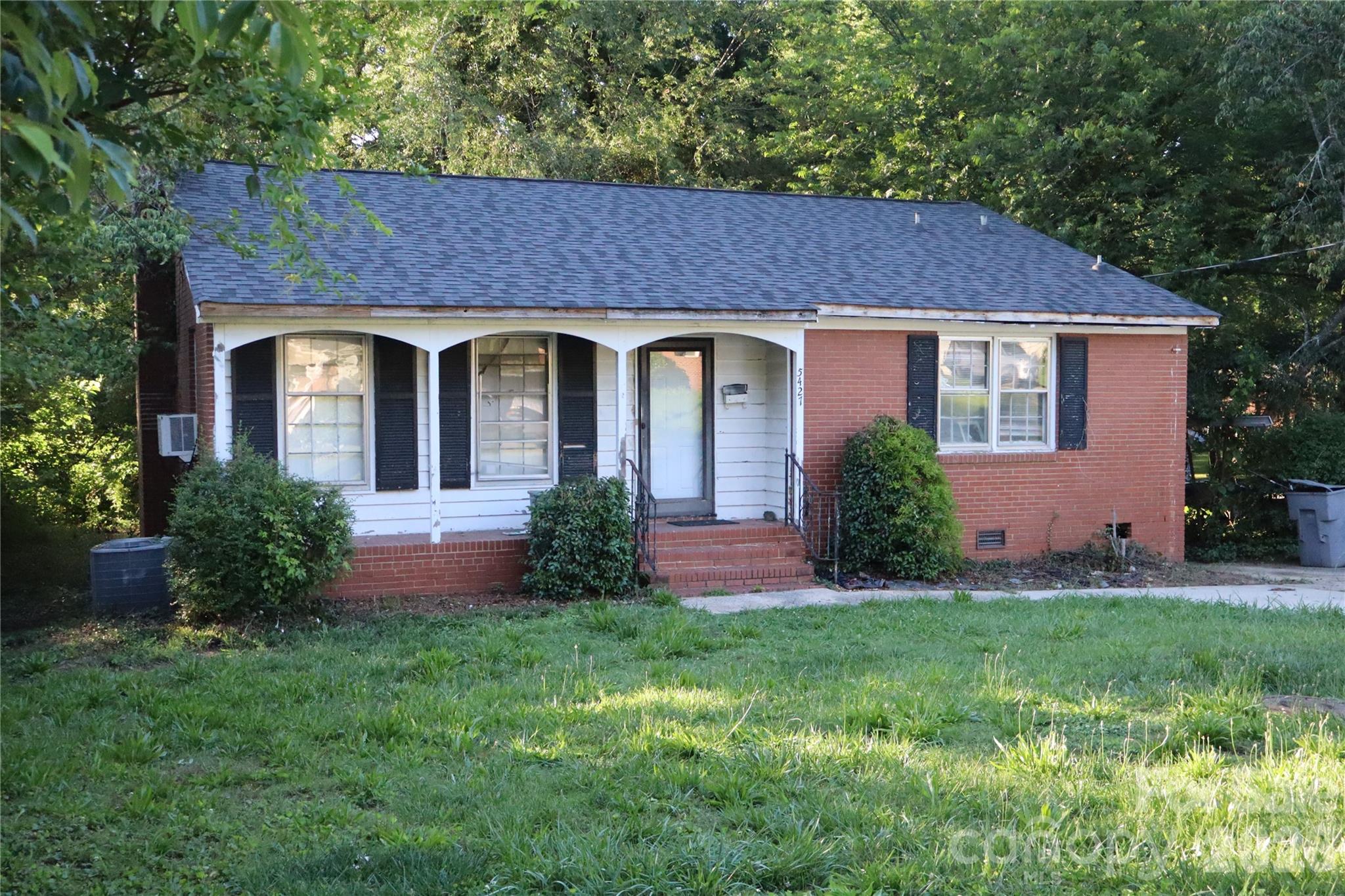 5427 Kildare Drive