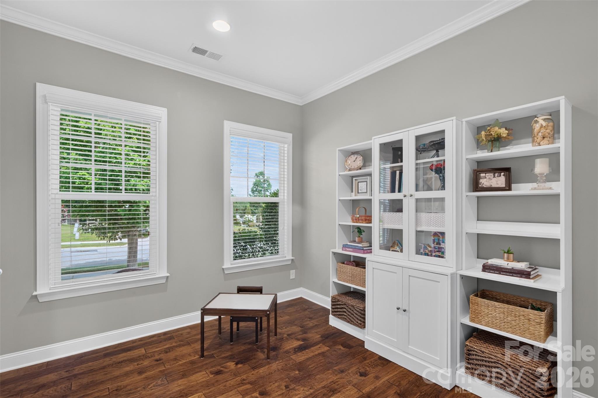 1001 Dunwoody Drive