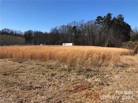 710 YORK Road Kings Mountain NC 28086