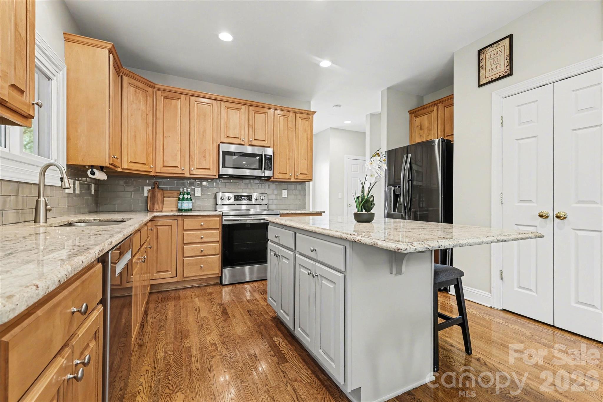 Hunter Oaks - Residential