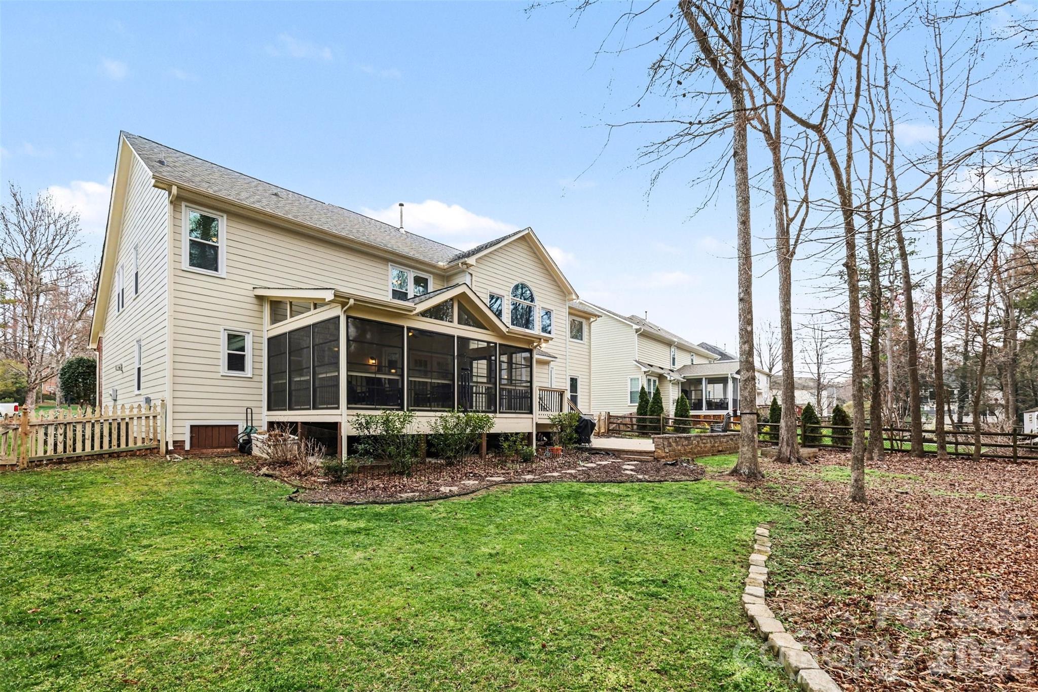 Hunter Oaks - Residential