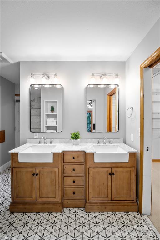 Old Mountain Harbor - Residential