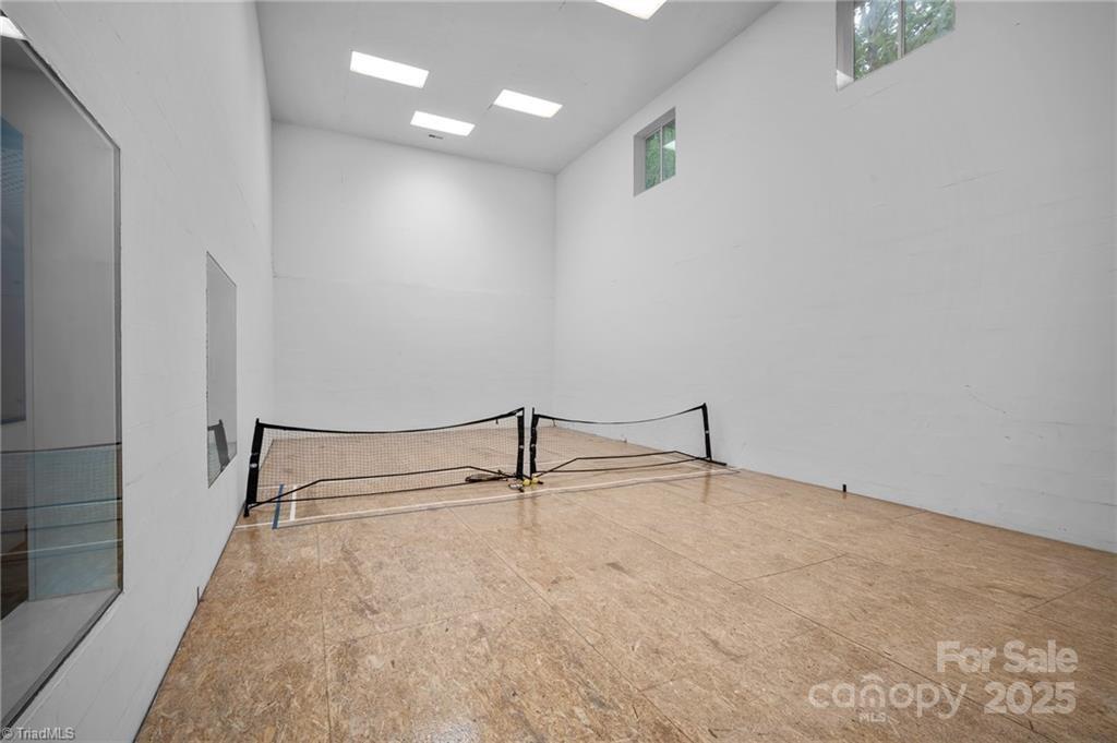 Old Mountain Harbor - Residential