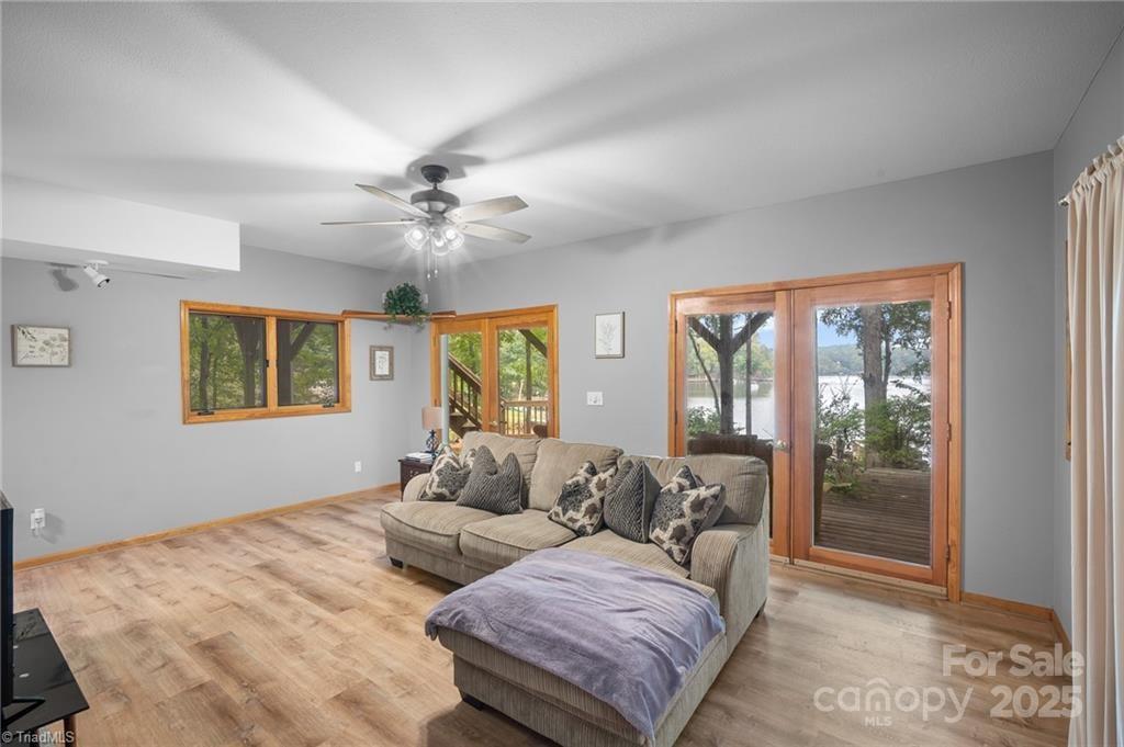 Old Mountain Harbor - Residential