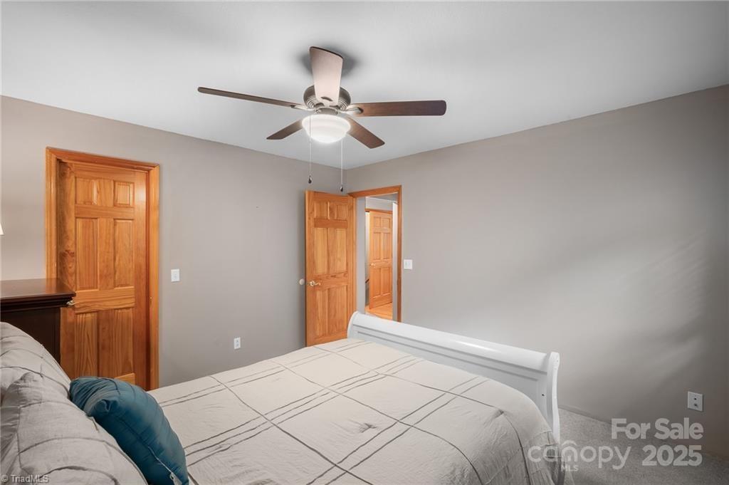 Old Mountain Harbor - Residential