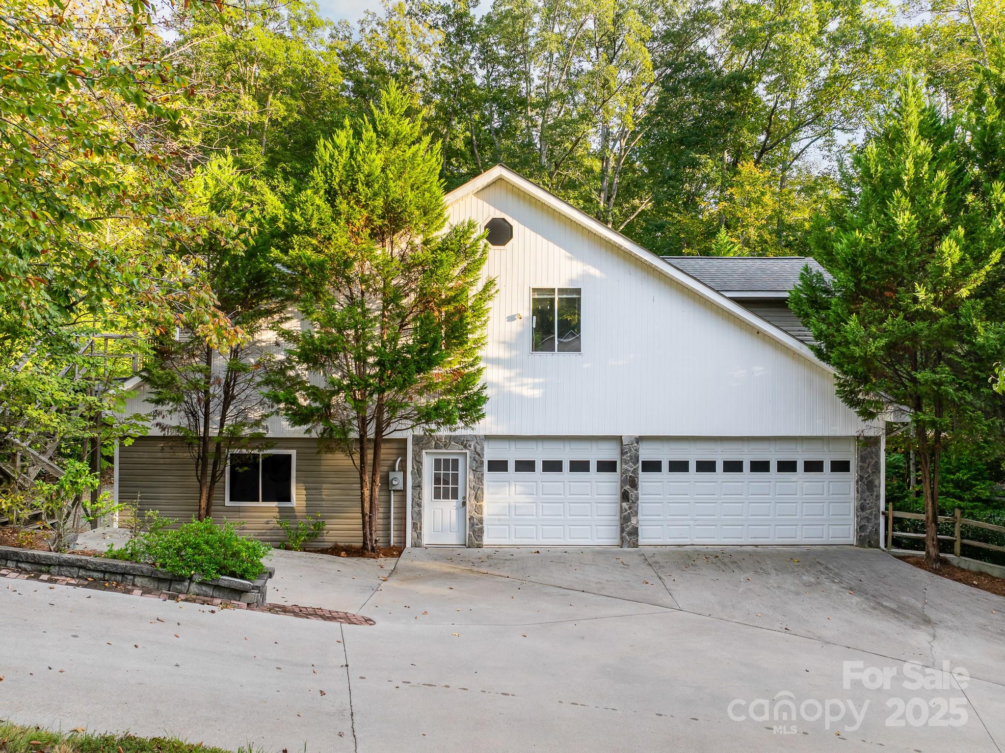 Old Mountain Harbor - Residential