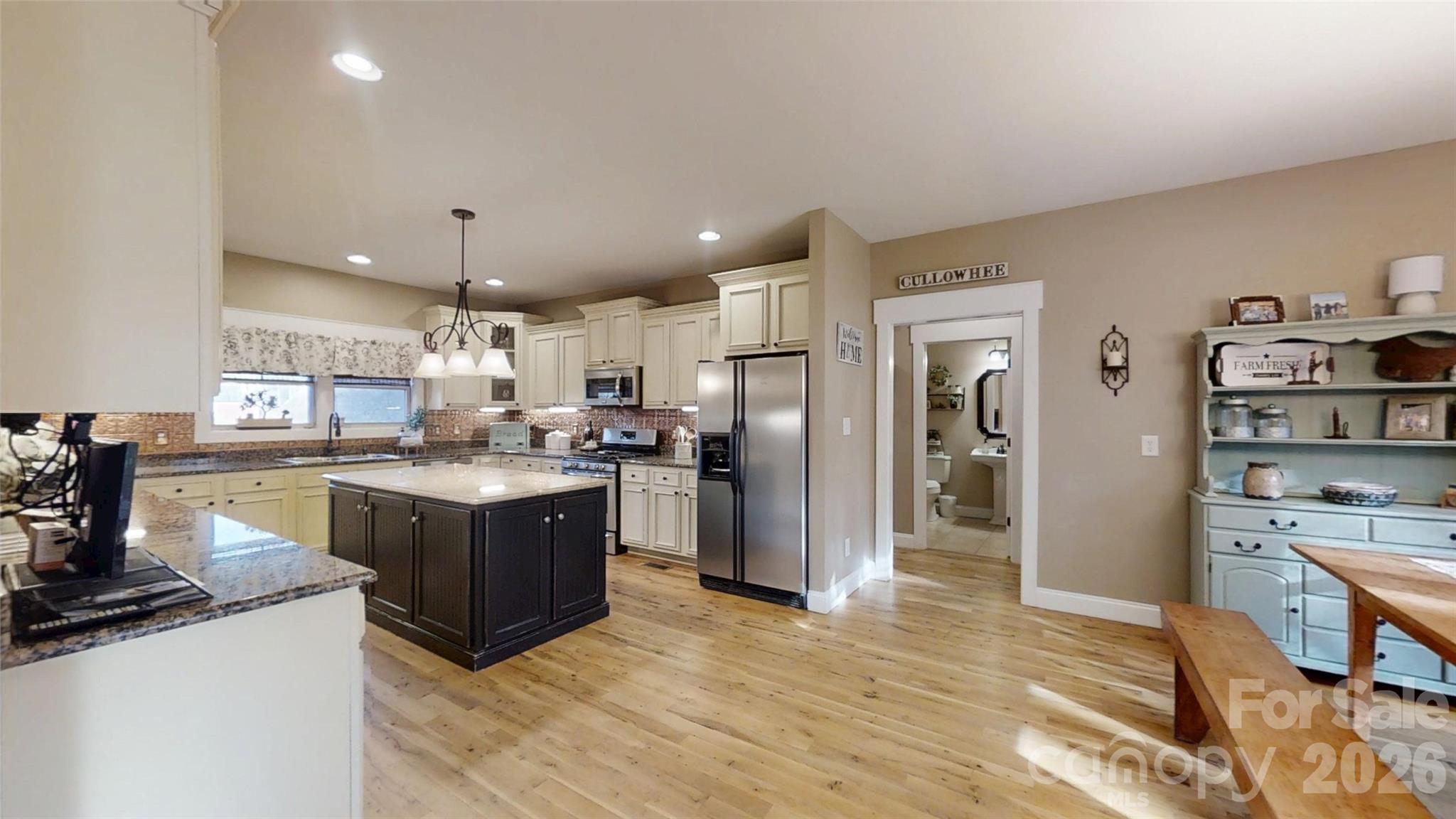 1520 Weatherwood Drive