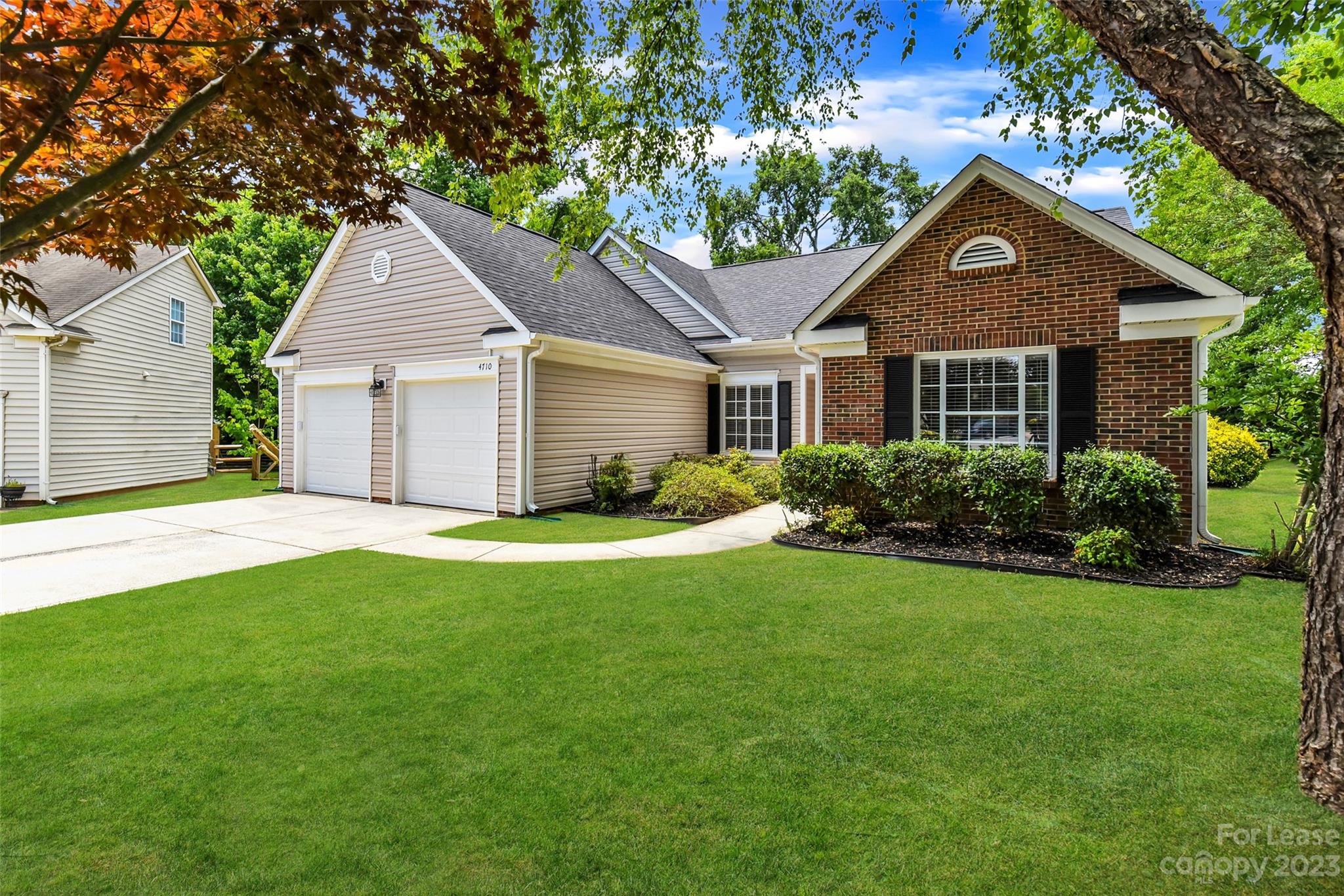 Sheffield Manor - Residential Lease