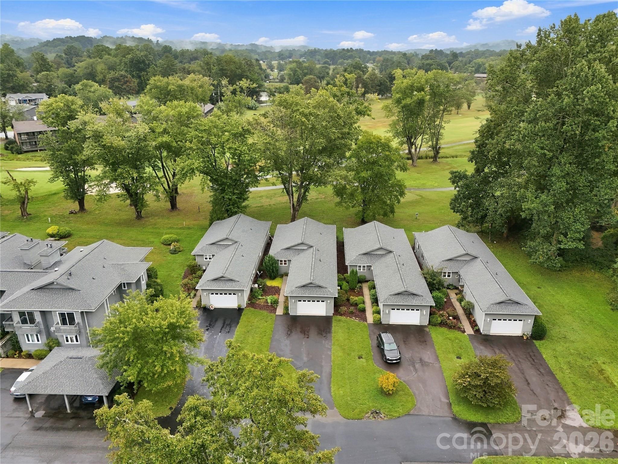 53 Southern Fairway Court D2
