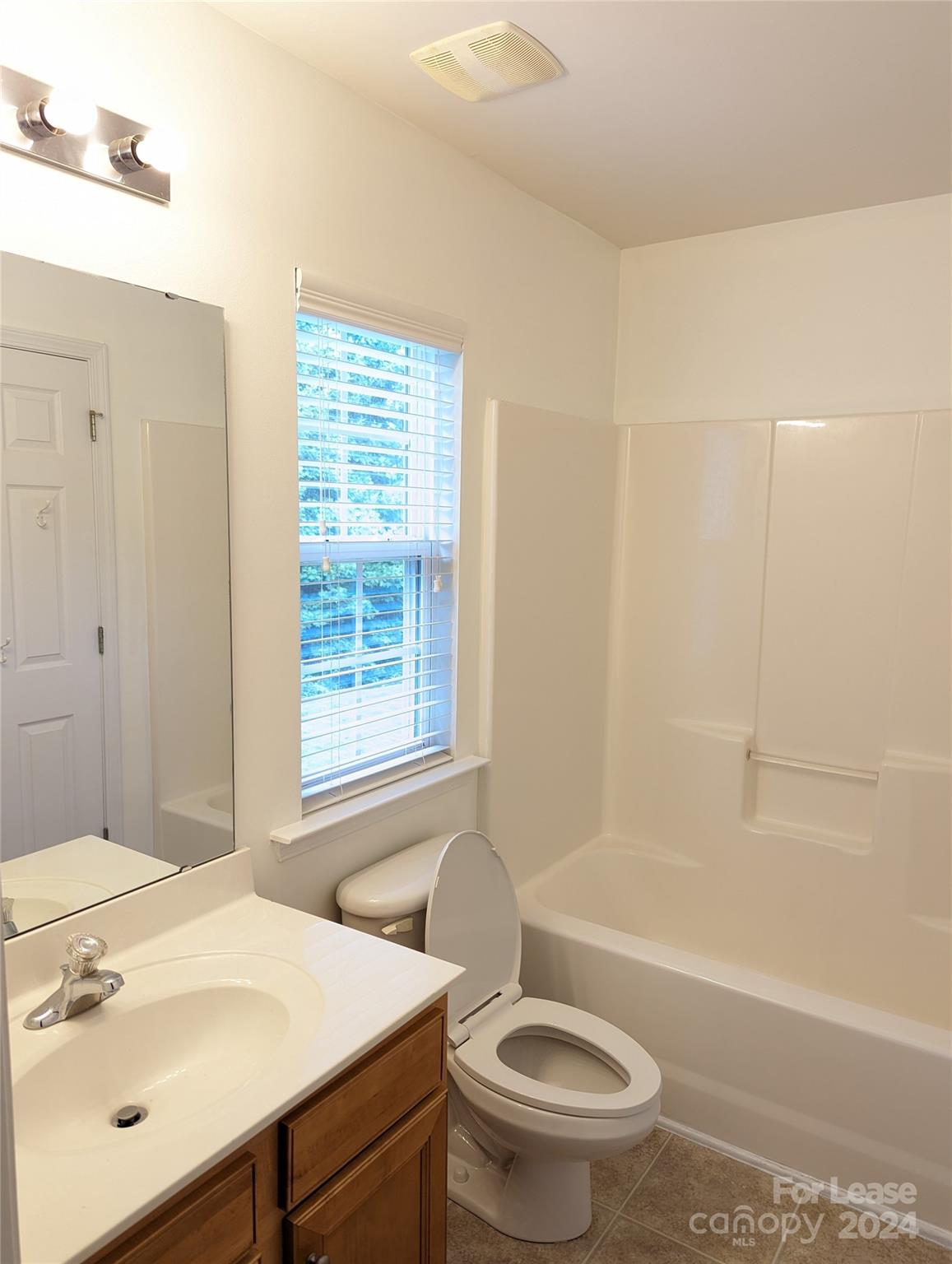 Caldwell Station - Residential Lease