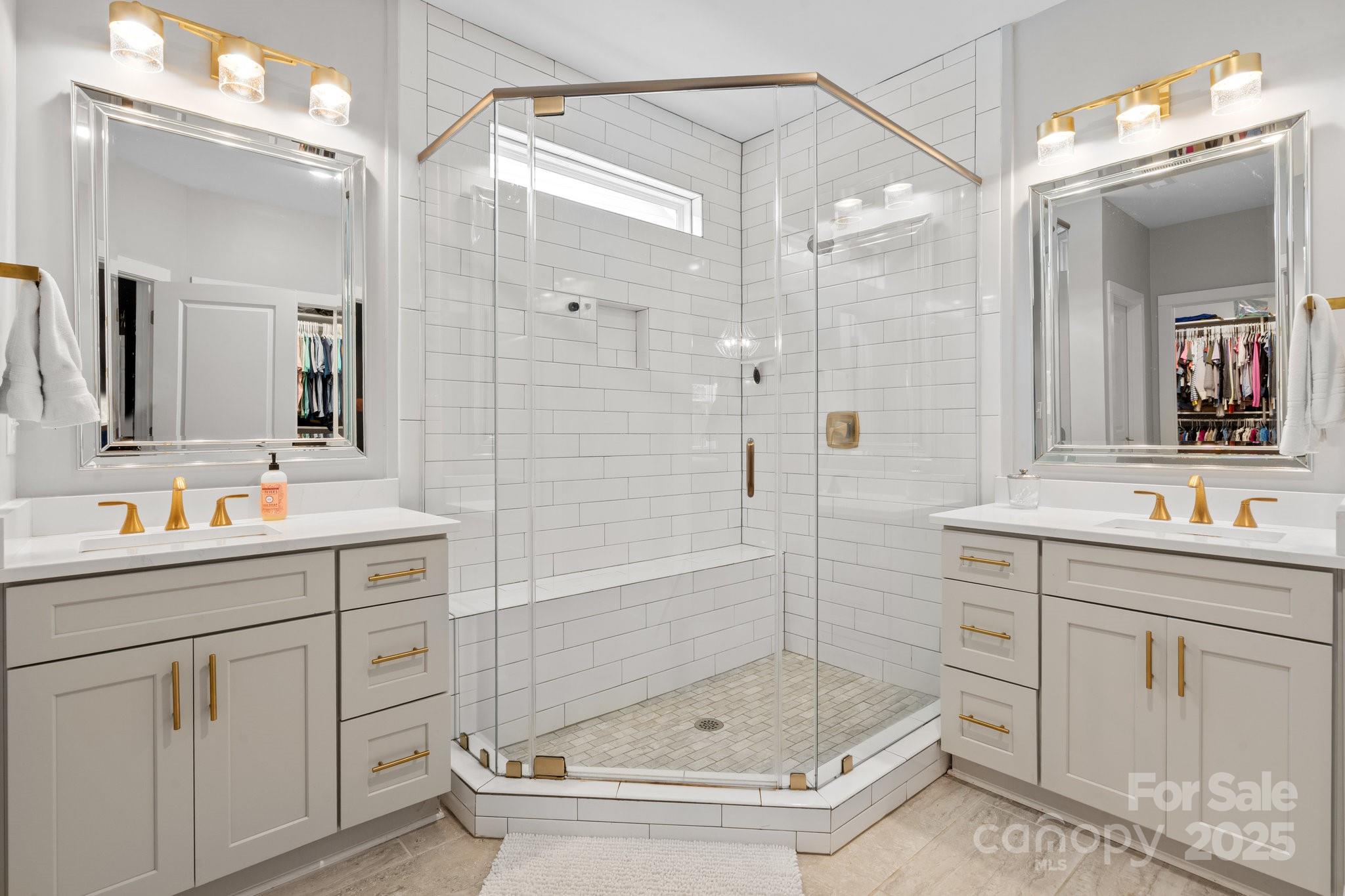 Summers Walk - Residential