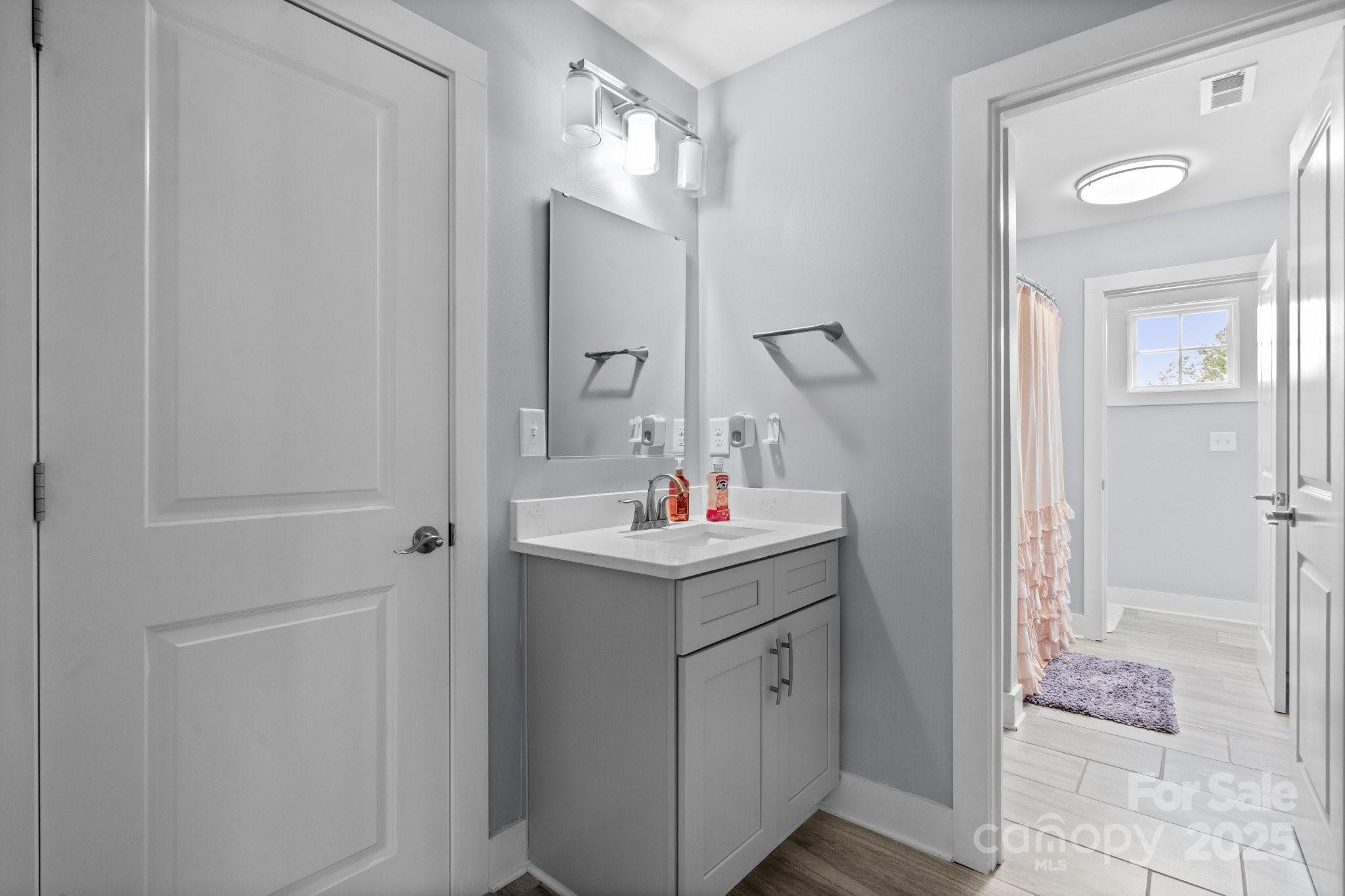 Summers Walk - Residential