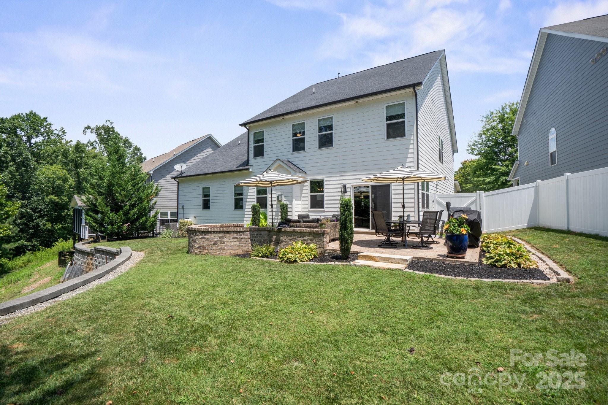 Summers Walk - Residential