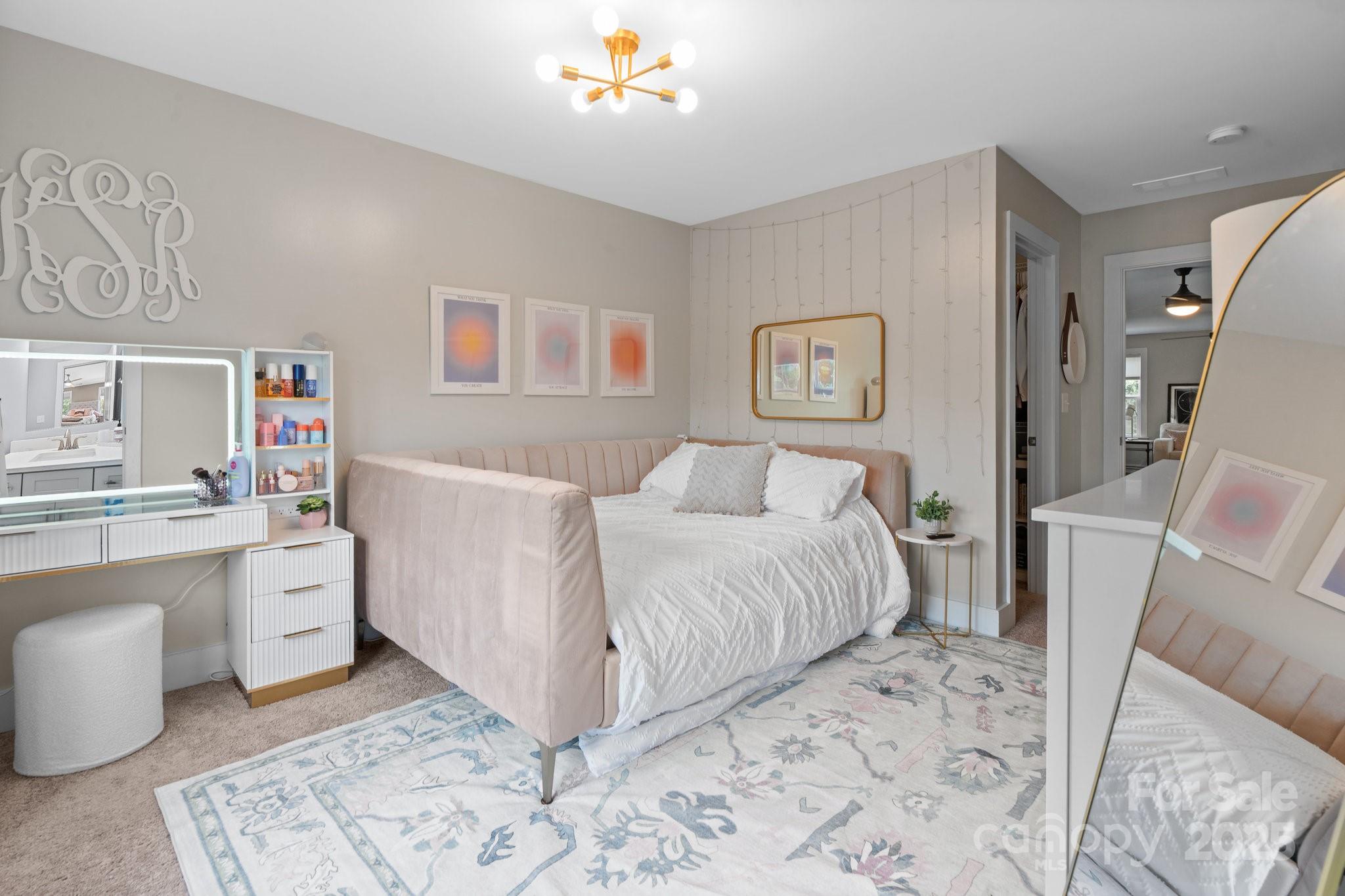 Summers Walk - Residential