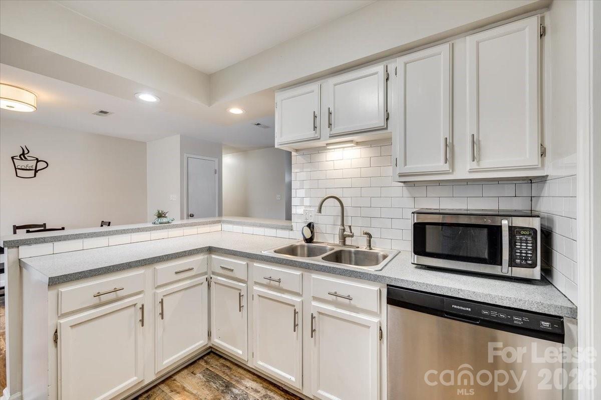 Park Ridge - Residential Lease