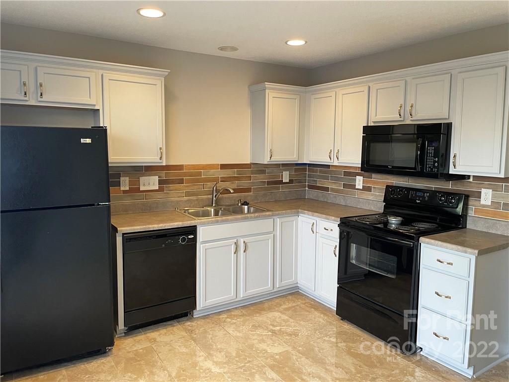 Brookhaven - Residential Lease