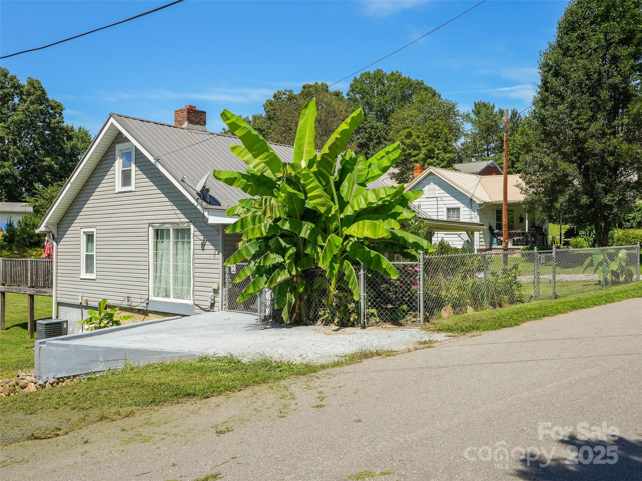 177 Dewey Avenue