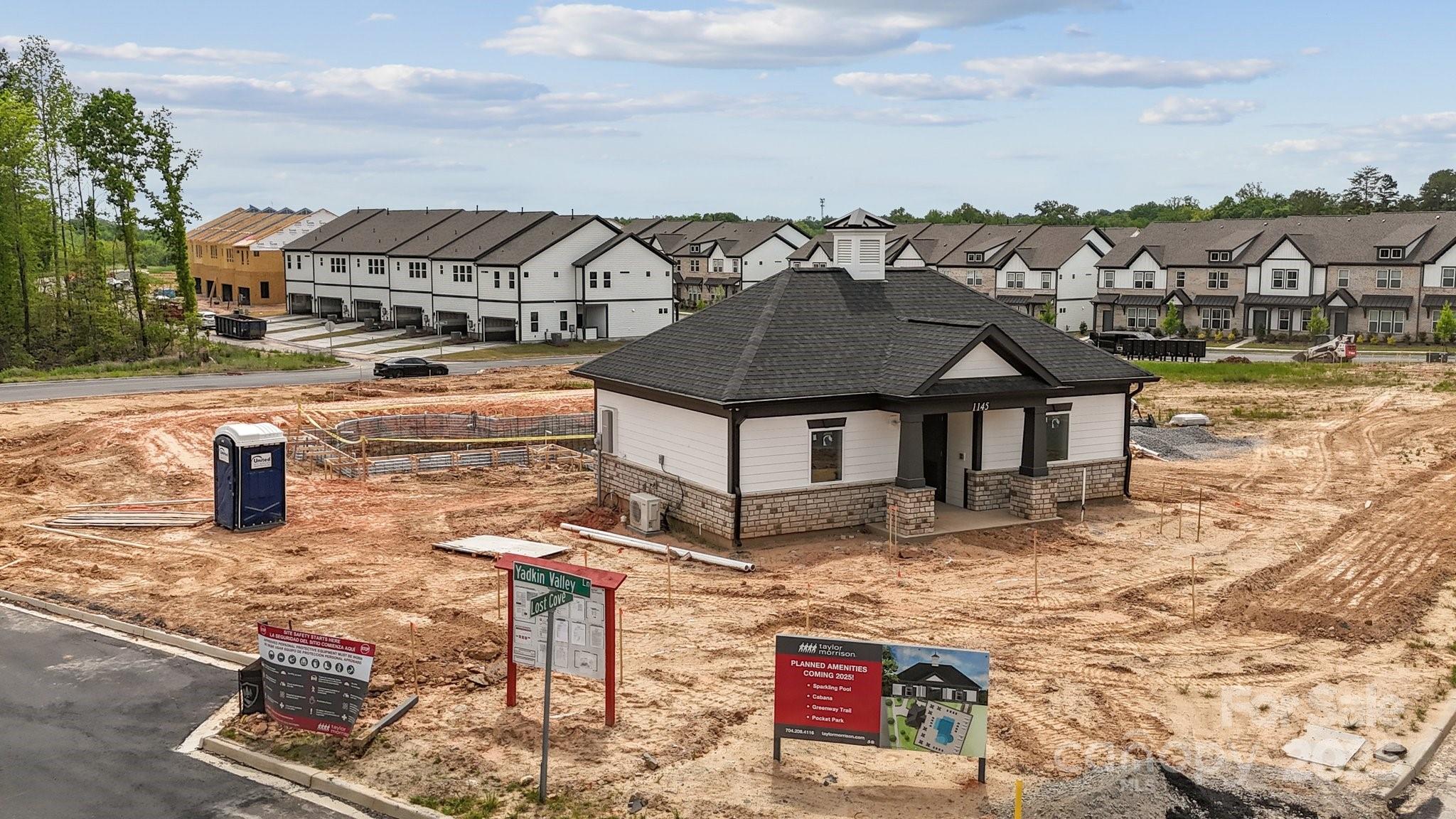 The Ridge at Sugar Creek - Residential