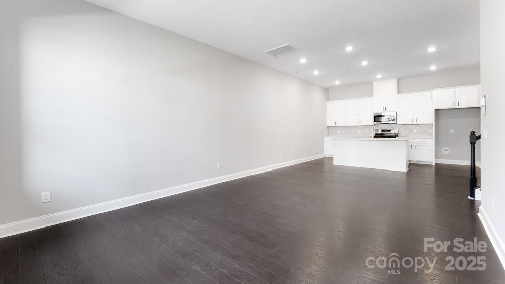 The Ridge at Sugar Creek - Residential